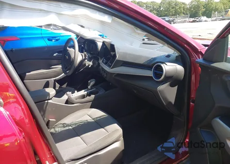 2025 Chevrolet Trax Fwd Ls from USA, damaged, VIN KL77LFEP3SC173444